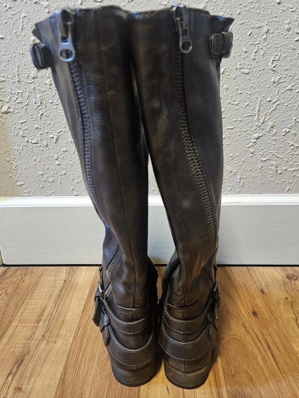 Carlos Santana Women's Knee-High Boots in Charcole Grey